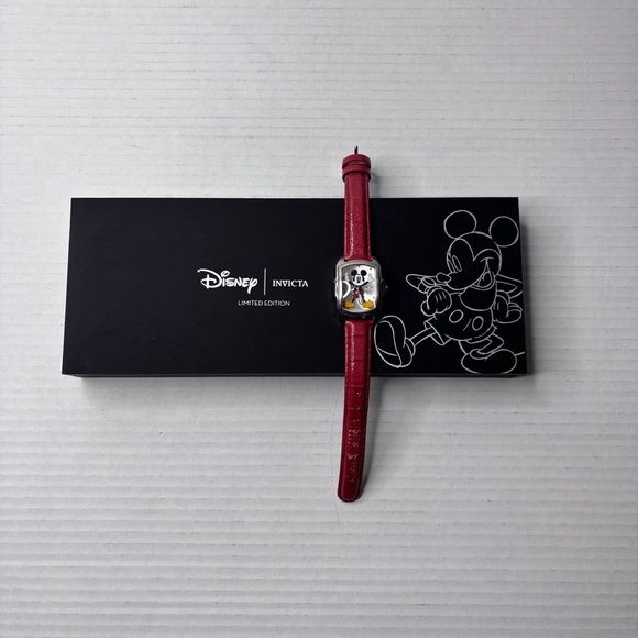 INVICTA Disney Mickey Mouse Silver Tone Limited Edition Watch Set - Picture 1 of 7